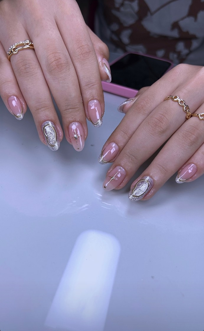 Trabalho de unhas publicado por Jennifer Kauanny Studio
